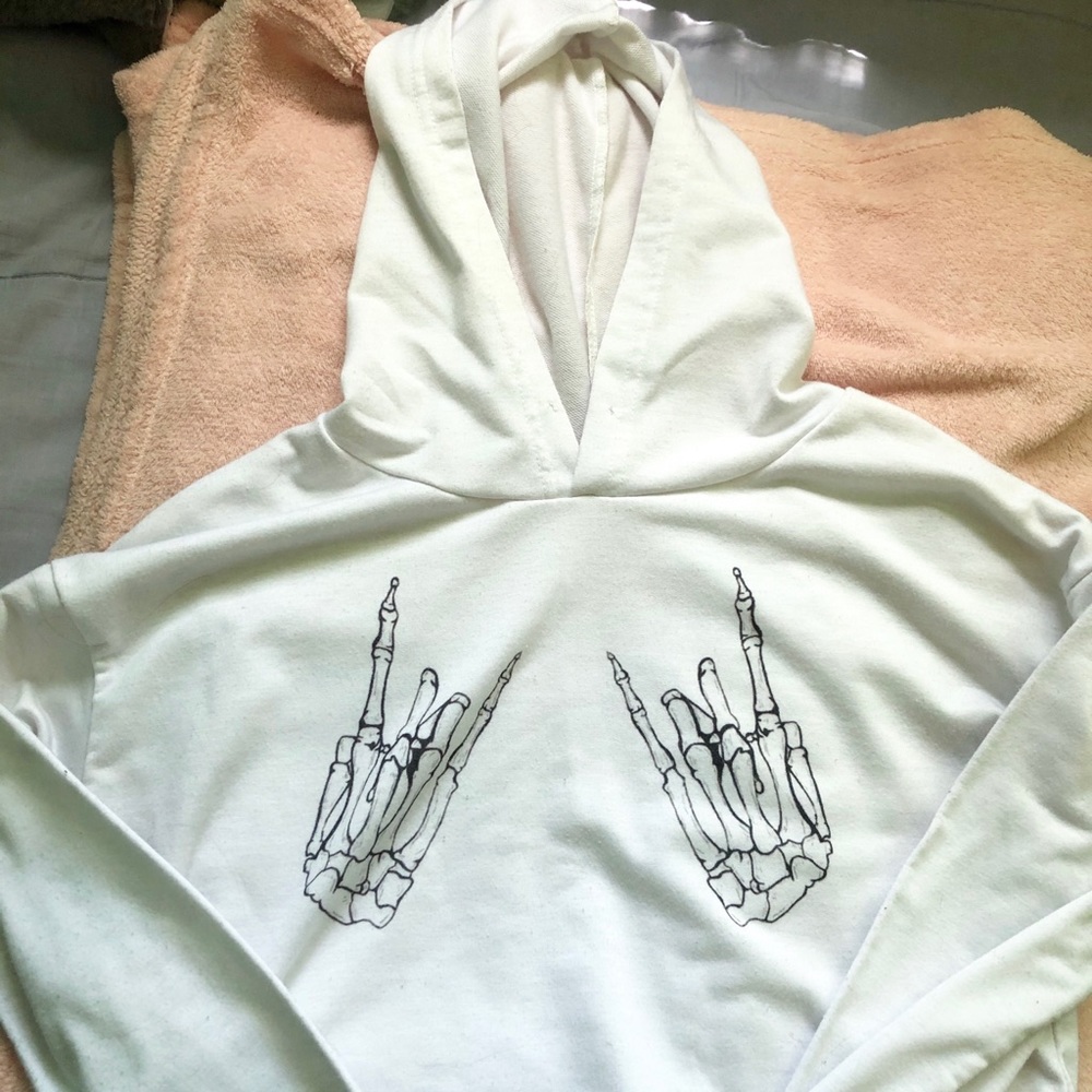 White Cropped Long Sleeve with Hood